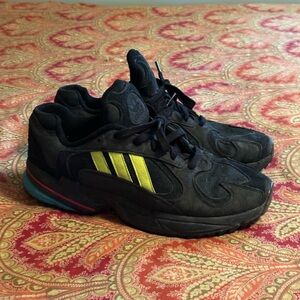 Adidas men’s shoes 10.5